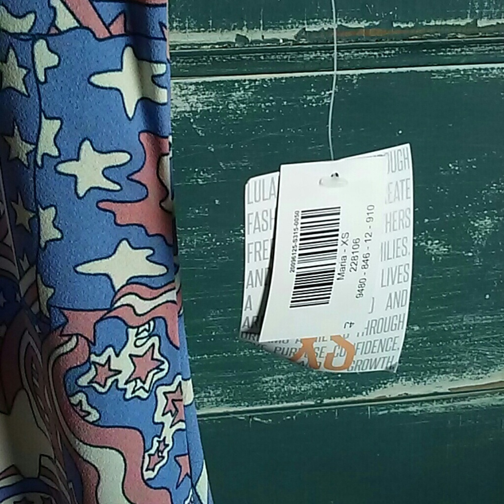 Lularoe Maria - Picture 3 of 3